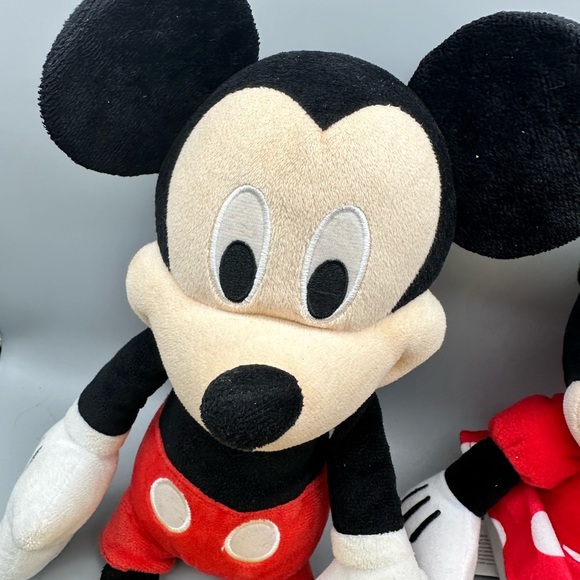 Walt Disney Mickey and Minnie Mouse stuffed dolls - Picture 12 of 12